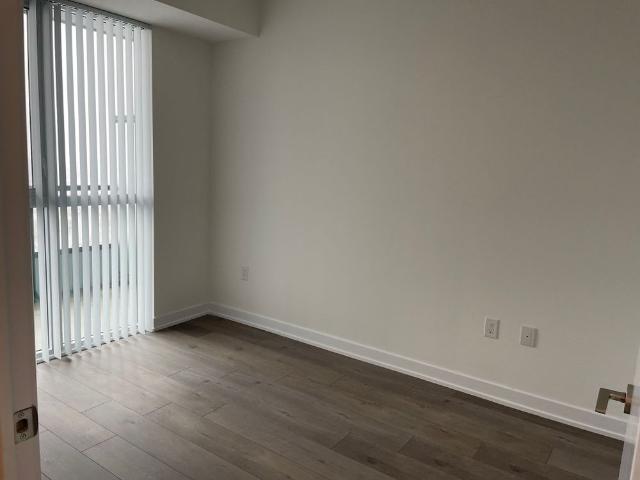 For Lease 10 Honeycrisp Crescent Unit# 1615, Vaughan, Ontario