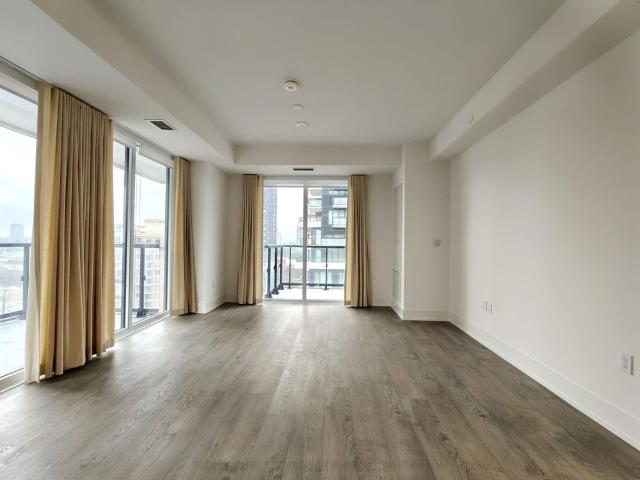For Lease 10 Inn on the park Drive Unit# 1104, Toronto, Ontario