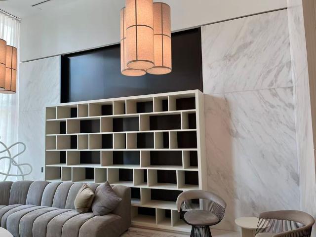 For Lease 10 Oak St Street Unit# 2010, Toronto, Ontario