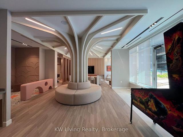 For Lease 10 Oak Street Unit# 1609, Toronto, Ontario
