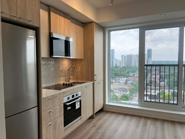 For Lease 10 Oak Street Unit# 1810, Toronto, Ontario