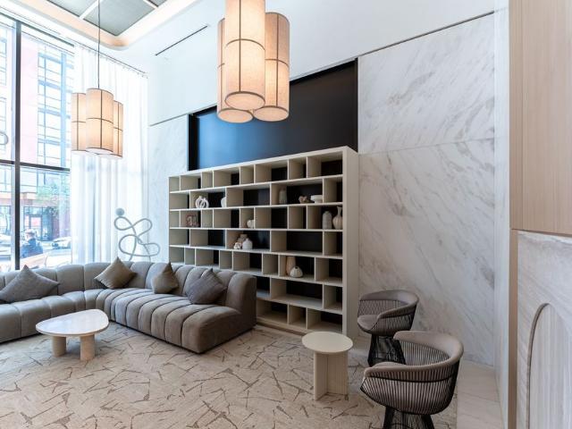 For Lease 10 Oak Street Unit# 2003, Toronto, Ontario