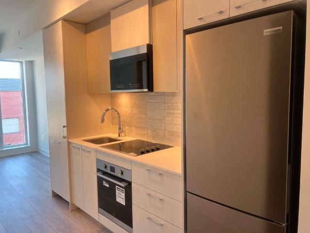 For Lease 10 Oak Street Unit# 409, Toronto, Ontario