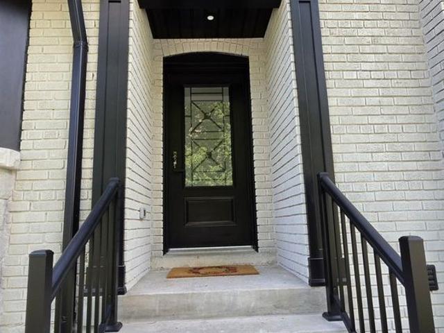 For Lease 10 Lascelles Boulevard Unit# Main, Toronto, Ontario
