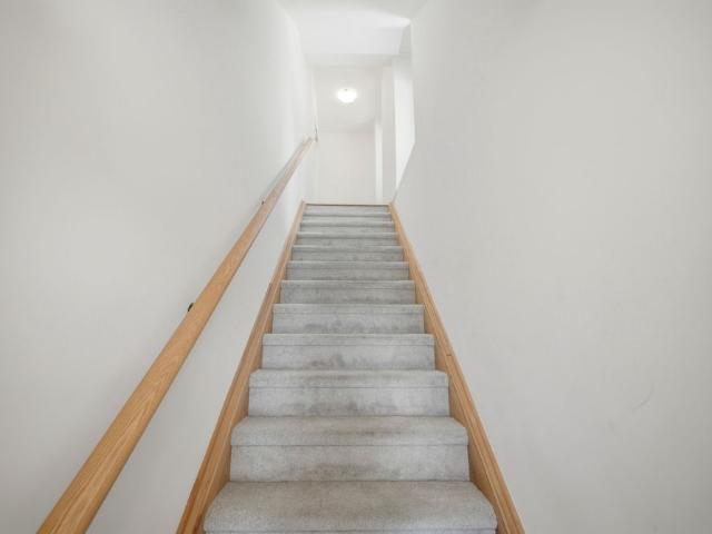 For Lease 10 Liben Way Unit# 4, Toronto, Ontario