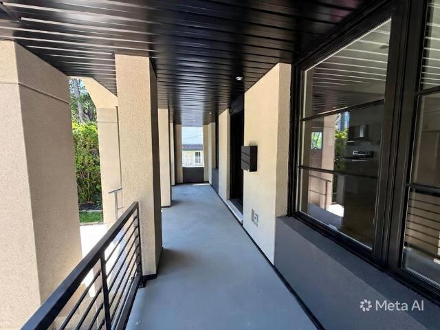 For Lease 10 Main floor Dundas Crescent, St. Catharines, Ontario
