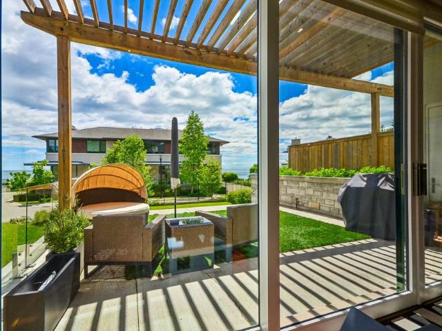 For Lease 10 Maple Grove Drive Unit# 21, Oakville, Ontario