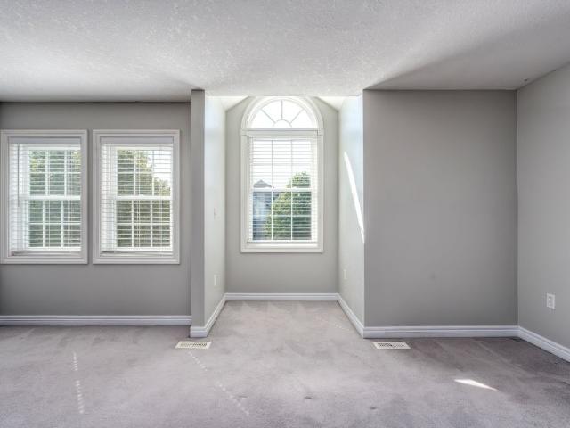 For Lease 10 Mcgarr Drive, Guelph, Ontario