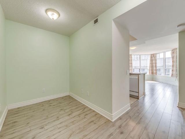 For Lease 10 Northtown Way Unit# 809, Toronto, Ontario
