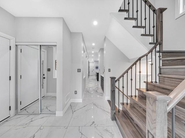 For Lease 10 Snowcreek Street, Markham, Ontario