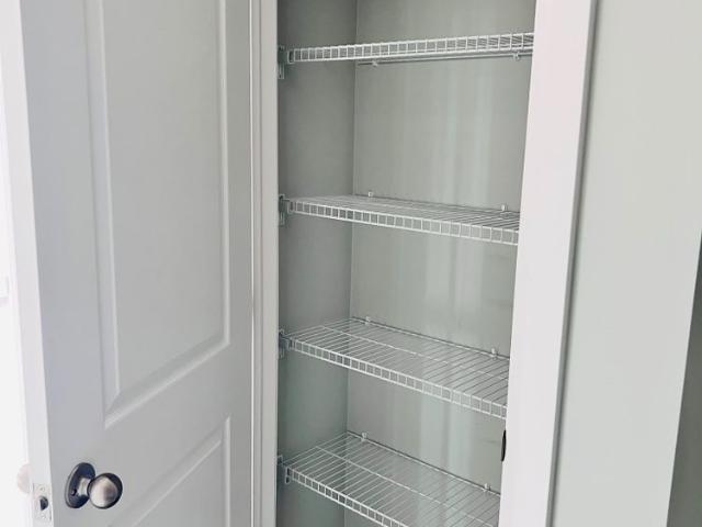 For Lease 10 South Creek Drive Unit# 3, Kitchener, Ontario