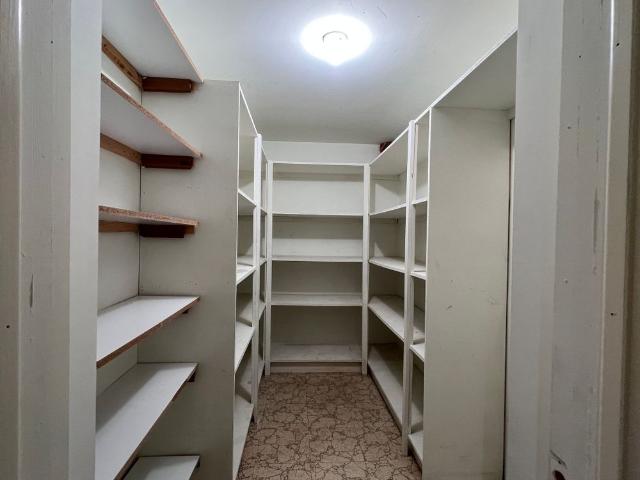 For Lease 10 Saddletree Drive, Toronto, Ontario
