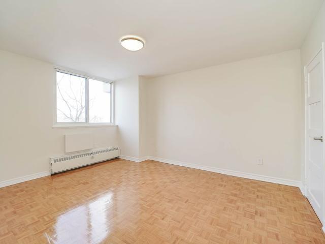 For Lease 10 Shallmar Boulevard Unit# 510, Toronto, Ontario