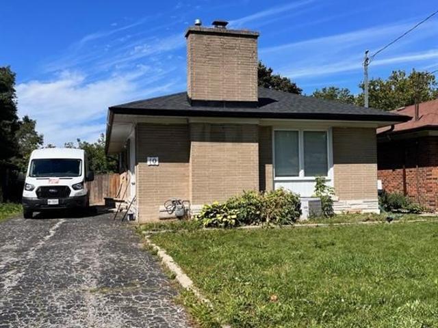 For Lease 10 Shenley Road, Toronto, Ontario