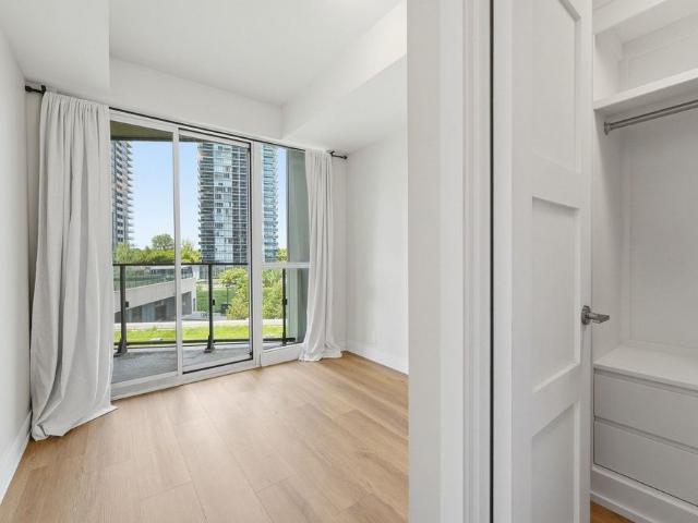 For Lease 10 Park Lawn Road Unit# 524, Toronto, Ontario