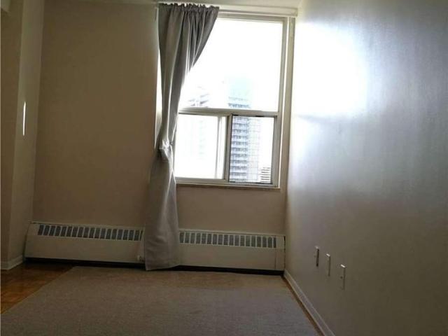 For Lease 10 Parkway Forest Drive Unit# 1604, Toronto, Ontario