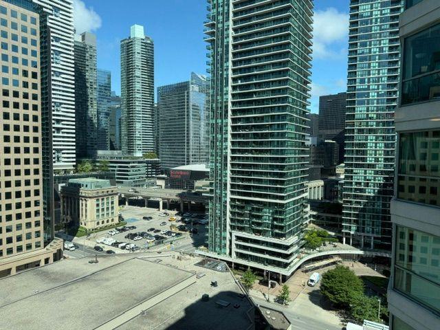 For Lease 10 Queens Quay N/A Unit# 1707, Toronto, Ontario