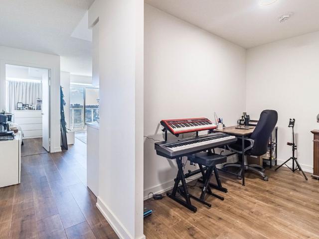 For Lease 10 Wilby Crescent Unit# 1004, Toronto, Ontario