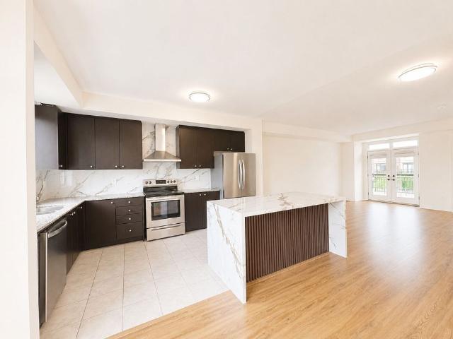 For Lease 10 William Adams Lane, Richmond Hill, Ontario