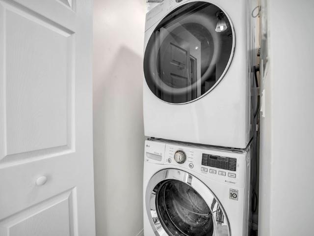 For Lease 10 Tapscott Road Unit# 810, Toronto, Ontario