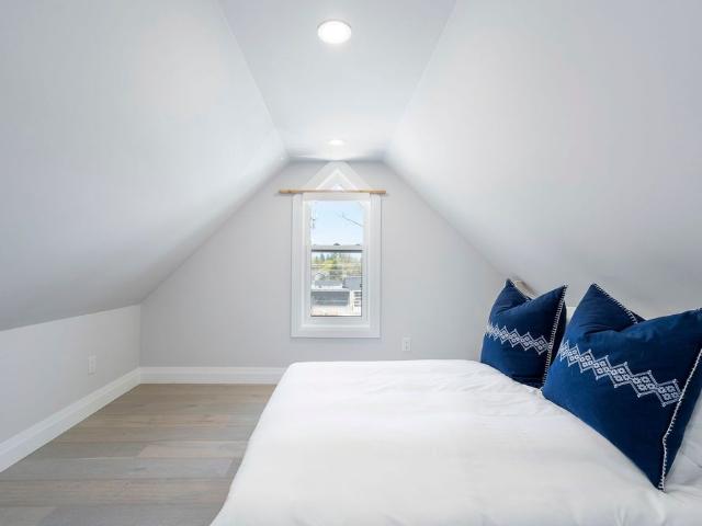 For Lease 114 ONTARIO Street Unit# B, Collingwood, Ontario