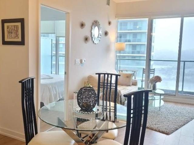 For Lease 115 Mcmahon Drive Unit# 1709, Toronto, Ontario