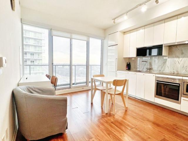 For Lease 115 McMahon Drive Unit# 3507, Toronto, Ontario