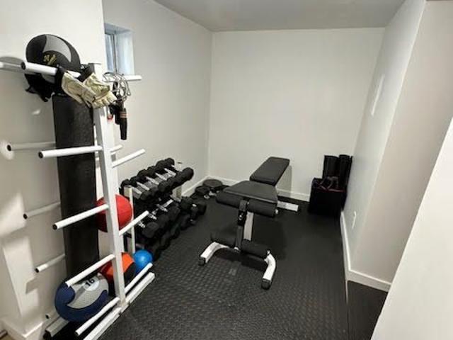 For Lease 115 Northcliffe Boulevard Unit# Lower, Toronto, Ontario