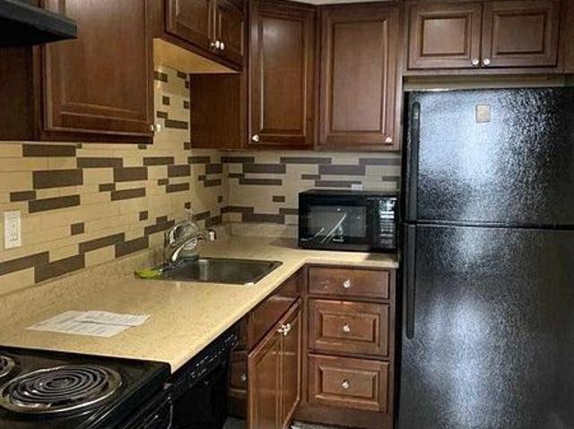 For Lease 115 Hillcrest Avenue Unit# 1012, Mississauga, Ontario