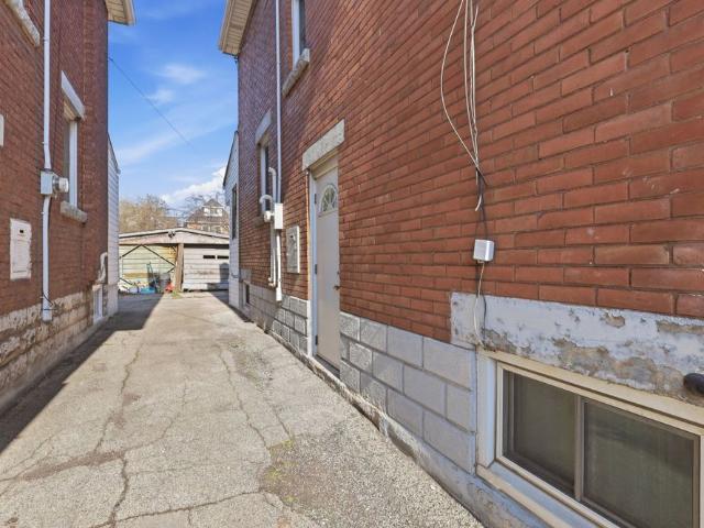 For Lease 115 Kensington Avenue, Hamilton, Ontario