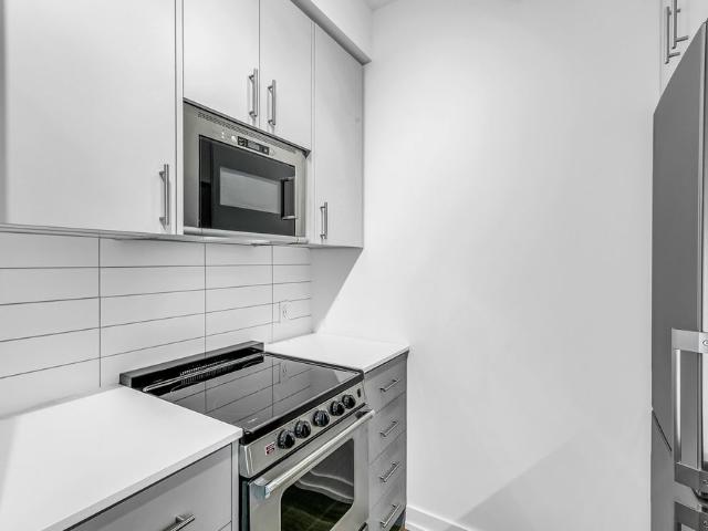 For Lease 115 Larchmount Avenue Unit# 504, Toronto, Ontario