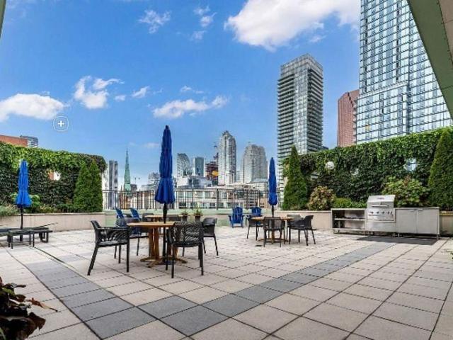 For Lease 115 RICHMOND Street Unit# 605, Toronto, Ontario