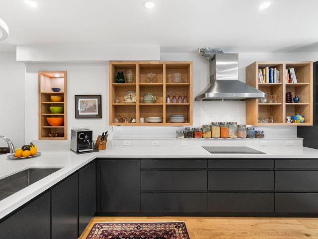 For Lease 115 Robinson Street, Toronto, Ontario