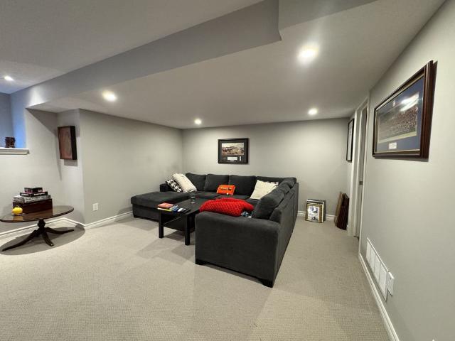 For Lease 1162 Beckett Crescent, Stittsville Munster Richmond, Ontario