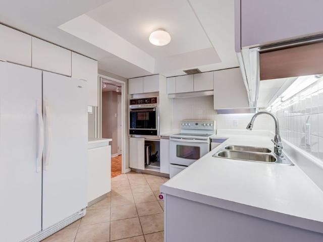 For Lease 1166 Bay Street Unit# 1305, Toronto, Ontario