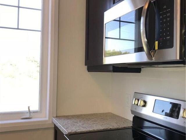 For Lease 1169 Garner Road Unit# 38, Hamilton, Ontario