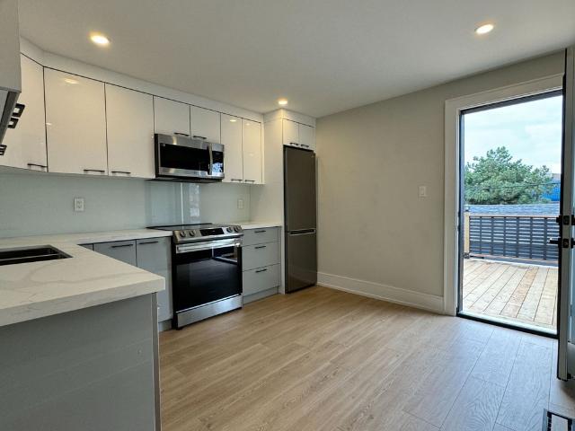 For Lease 116 Bellevue Avenue Unit# Upper, Toronto, Ontario