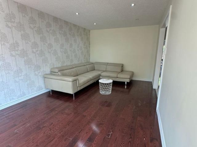 For Lease 116 Flowertown Avenue, Brampton, Ontario