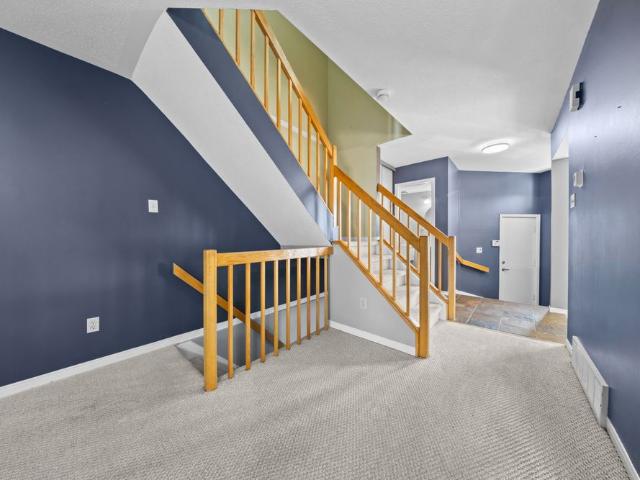 For Lease 116 Halley Street, Barrhaven, Ontario