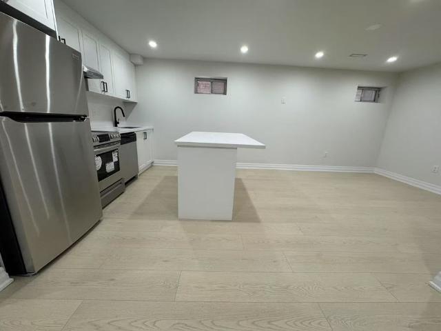 For Lease 116 Redondo Drive Unit# Bst, Vaughan, Ontario