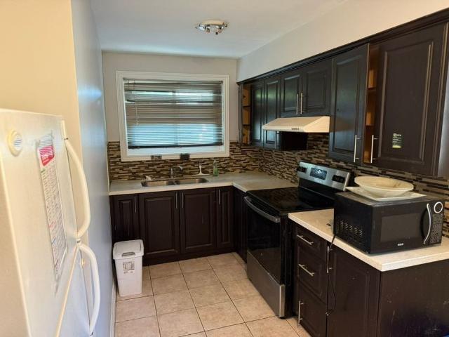 For Lease 116 Taysham Crescent Unit# #Upper, Toronto, Ontario