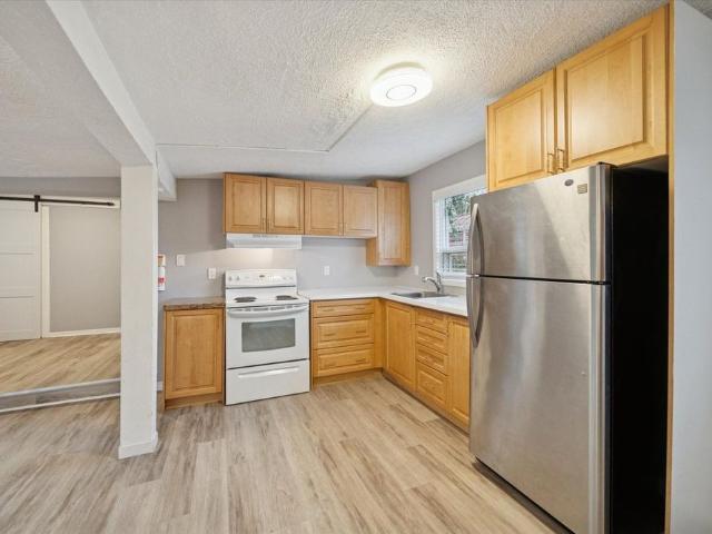 For Lease 116A High Street, Georgina, Ontario