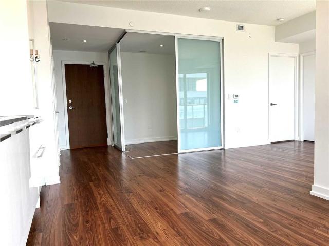 For Lease 117 Mcmahon Drive Unit# Sph07, Toronto, Ontario