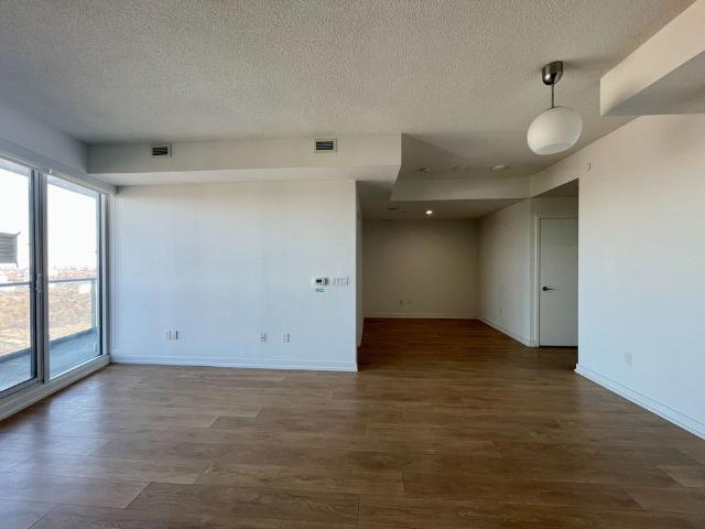 For Lease 117 McMahon Drive Unit# SPH 10, Toronto, Ontario