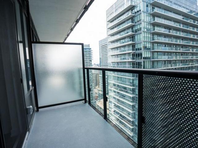 For Lease 117 Broadway Avenue Unit# 3003, Toronto, Ontario