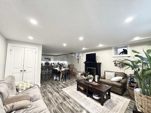 For Lease 117 Chaplin Crescent Unit# Garden, Toronto, Ontario