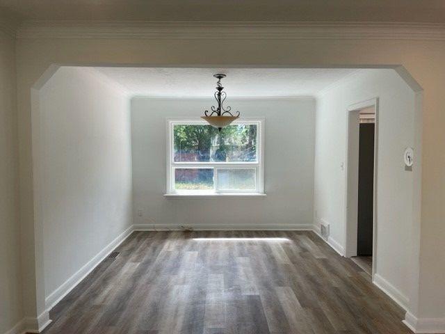For Lease 117 Patricia Avenue, Toronto, Ontario
