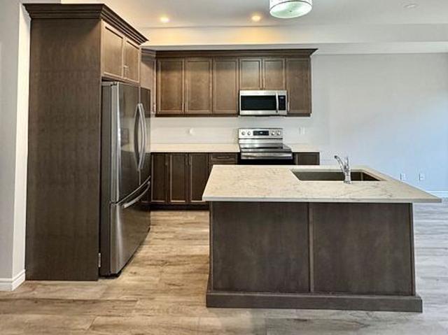 For Lease 1183 Duke Street, Cambridge, Ontario