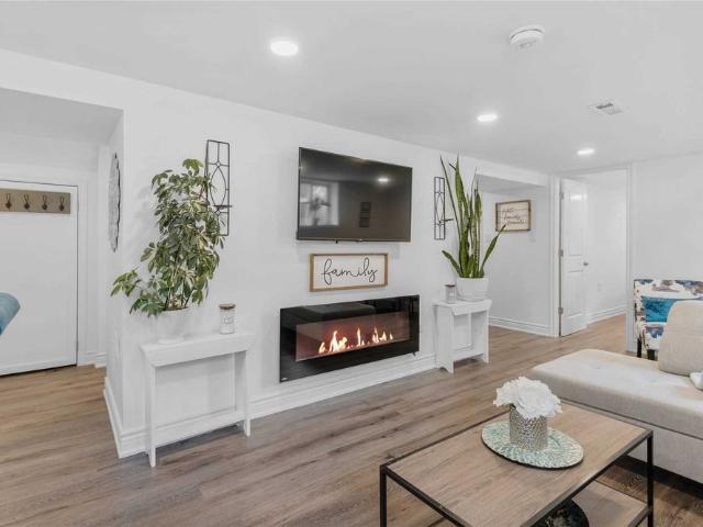 For Lease 1182 Ravine Road Unit# Bsmt, Oshawa, Ontario