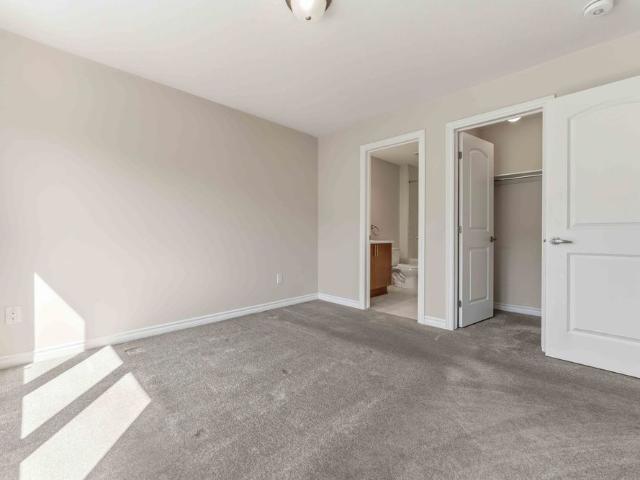 For Lease 1184 Chapman Mills Drive, Barrhaven, Ontario